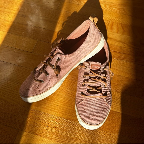 [EUC] SPERRY | SeaCycled™ Crest Vibe Sneaker | Size 9 - Picture 2 of 5
